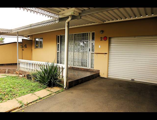 3 BEDROOM SIMPLEX FOR SALE IN MALVERN